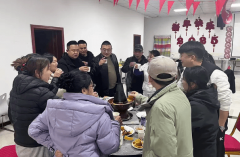 场属于京的温暖家宴正正在